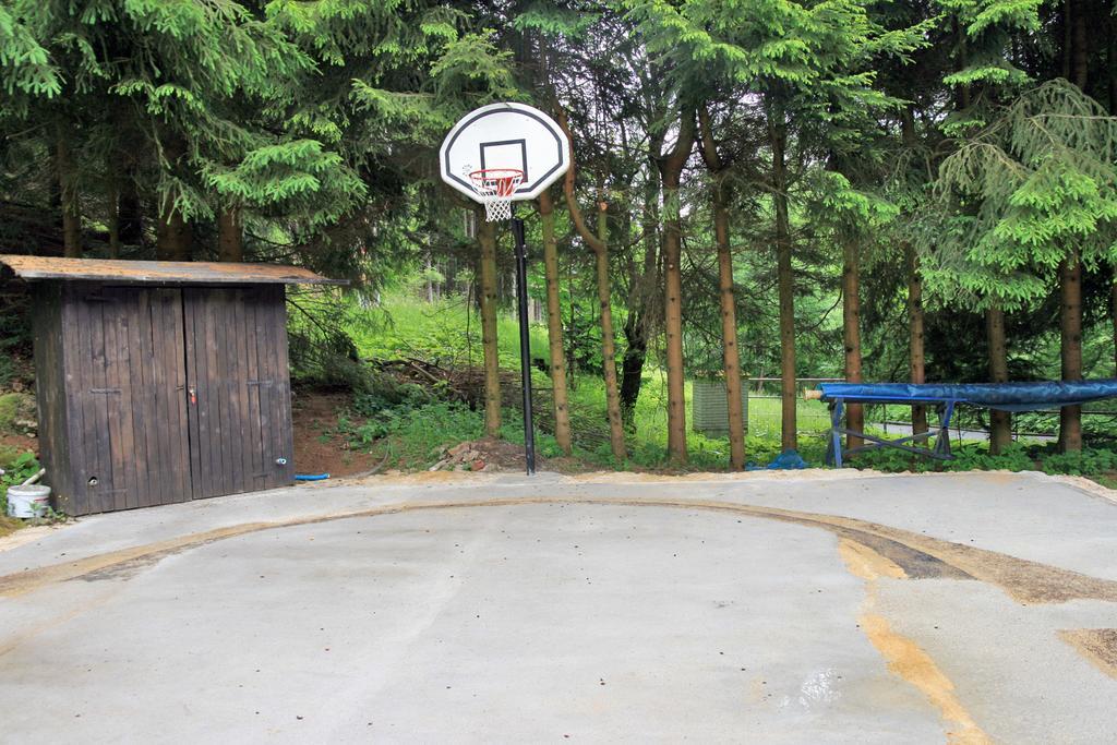 Sport Hotel Mustek ヤーヒモフ エクステリア 写真