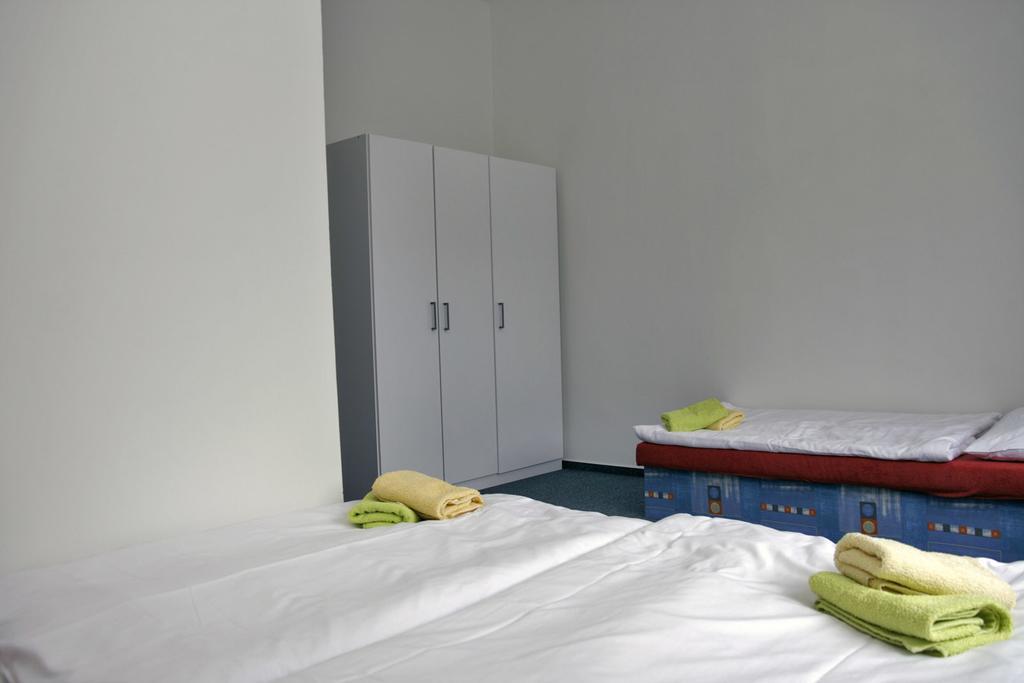 Sport Hotel Mustek ヤーヒモフ エクステリア 写真